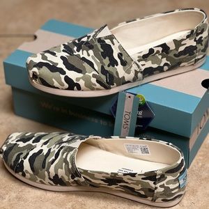 Toms size 7 Alpargata canvas - brand new